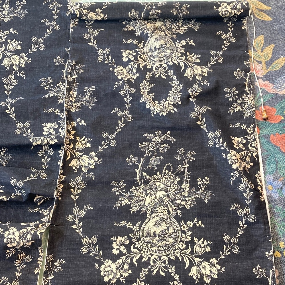 Set of Two French Door Relaxed Roman Shades Country House Toile Off Black Beige - Picture 5 of 12